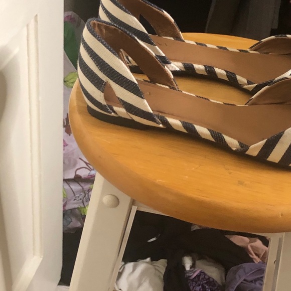 COPY - Target Striped Flats - Picture 4 of 5